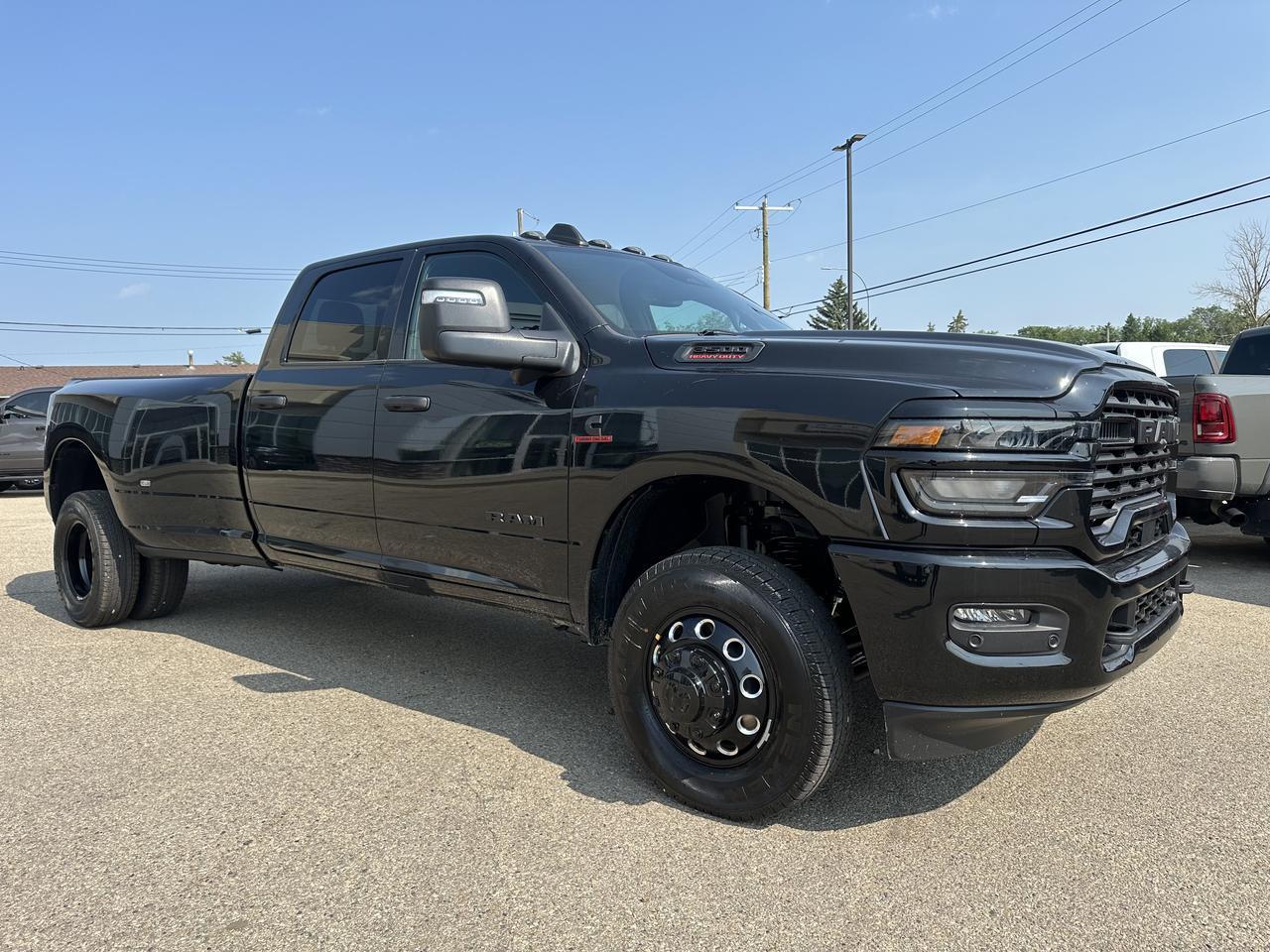 2026 Ram 3500 Big Horn Crew Cab Dually 4x4 | Cummins HO Turbo Diesel | Night Edition | 12IN Touchscreen Redwater AB