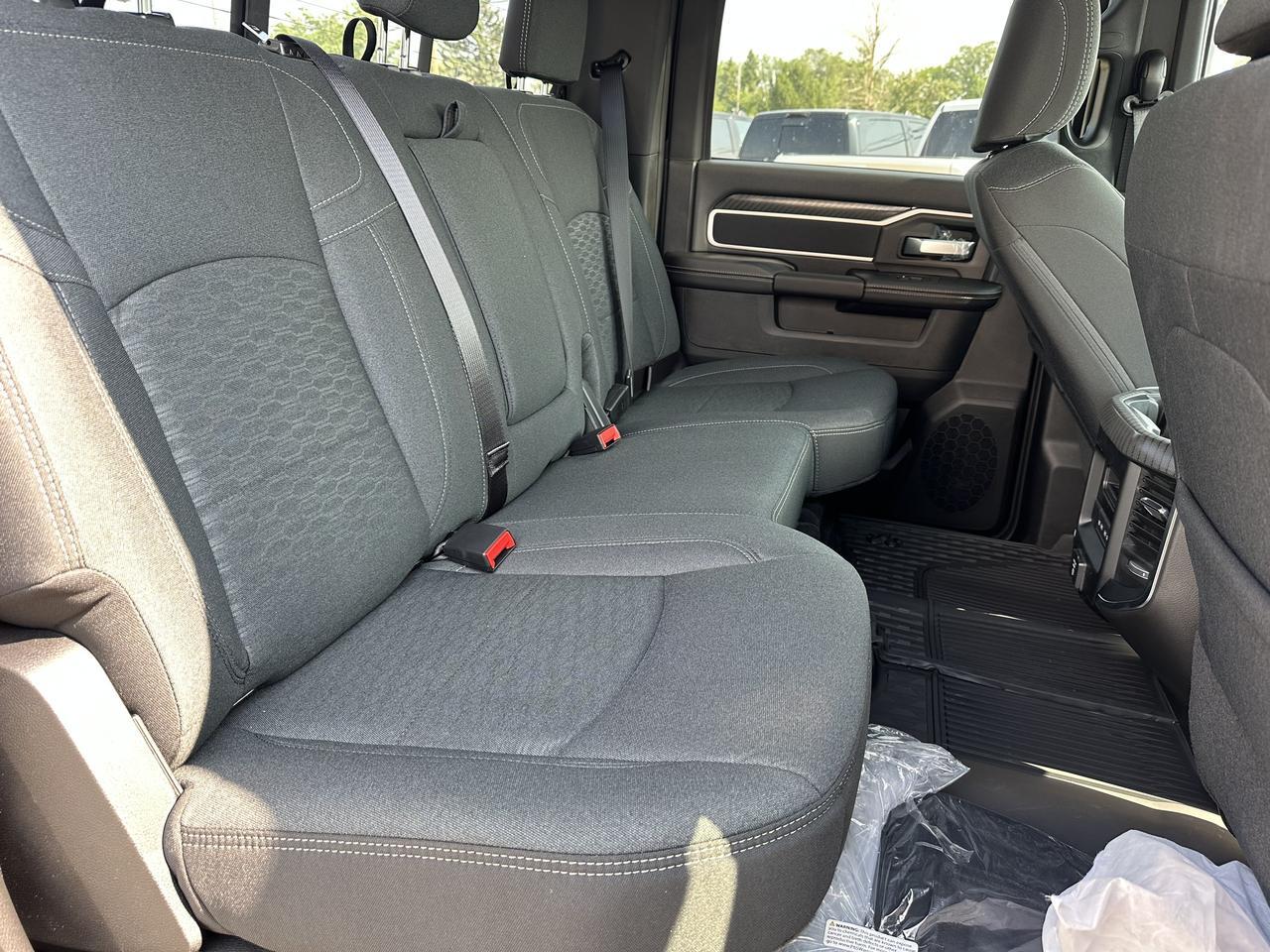 2026 Ram 3500 Big Horn Crew Cab Dually 4x4 | Cummins HO Turbo Diesel | Night Edition | 12IN Touchscreen Redwater AB