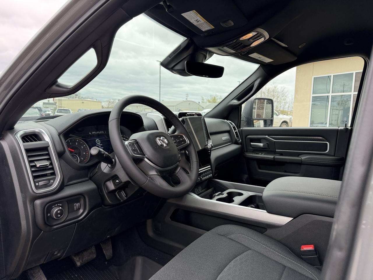 2026 Ram 3500 Big Horn Night Edition Crew Cab Dual Rear Wheels 4x4 | Cummins Diesel | 12IN Touchscreen | NAV Redwater AB