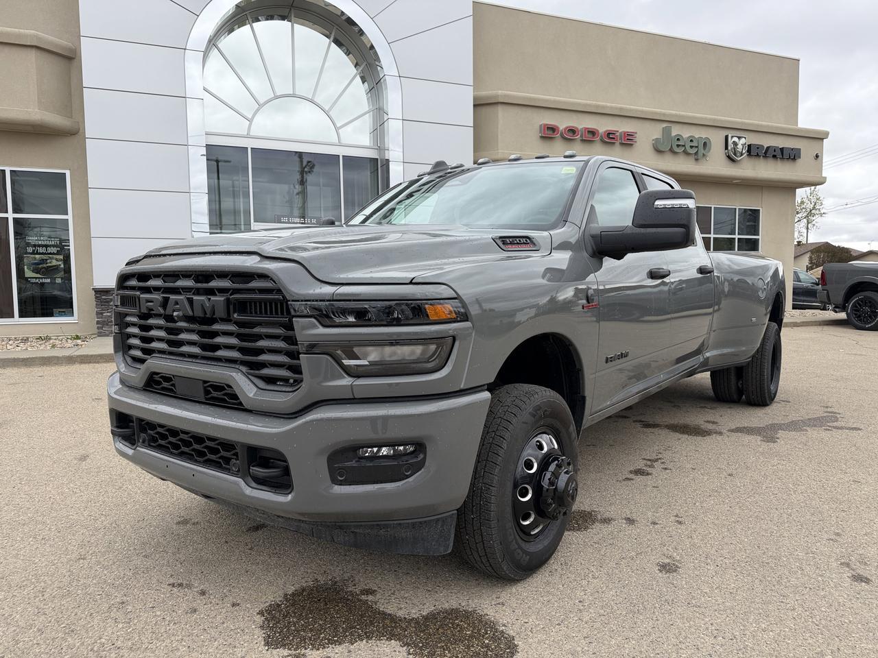2026 Ram 3500 Big Horn Night Edition Crew Cab Dual Rear Wheels 4x4 | Cummins Diesel | 12IN Touchscreen | NAV Redwater AB