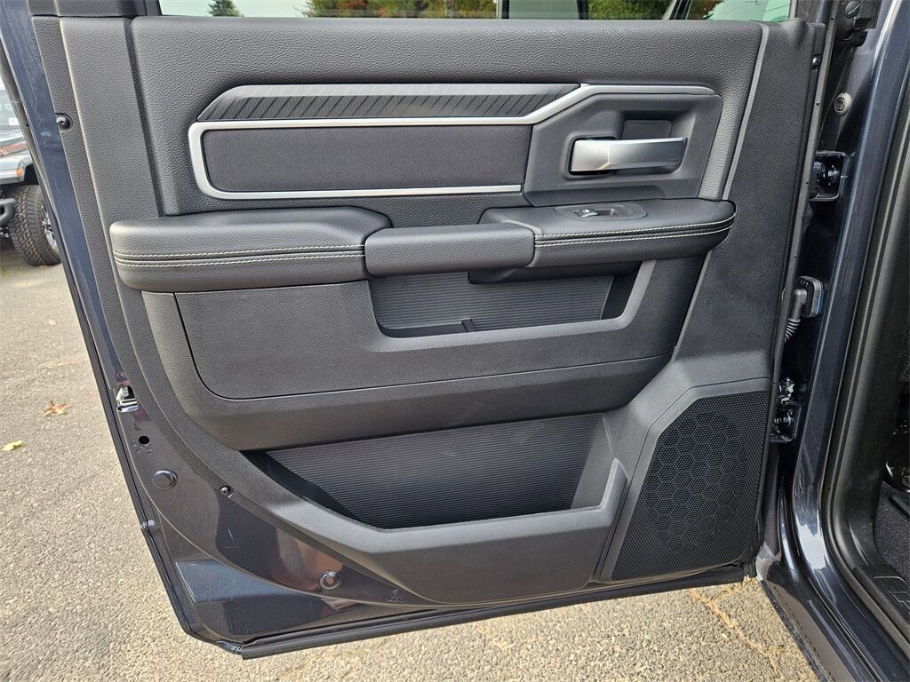 2026 Ram 3500 Big Horn Gresham OR