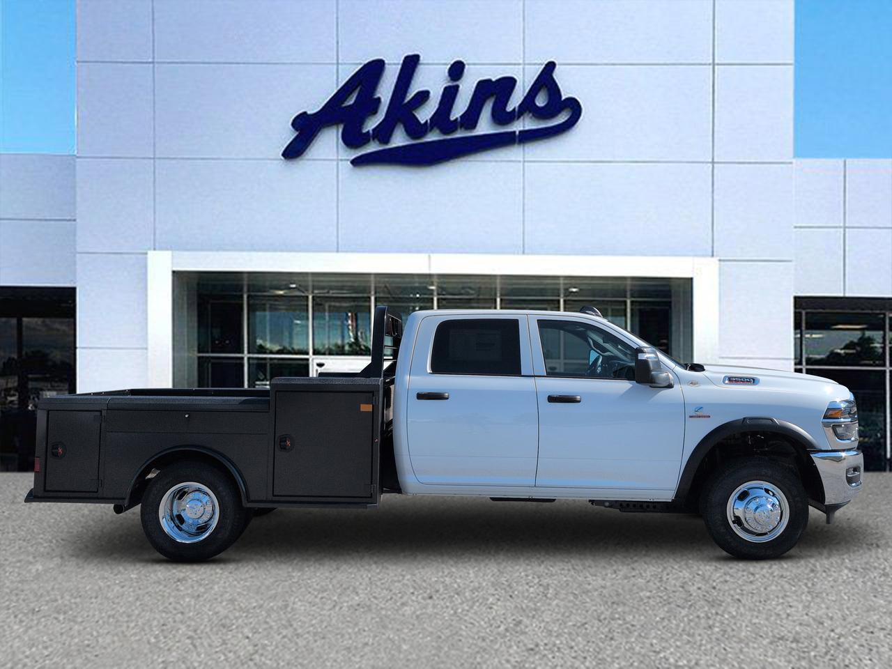 2026 Ram 3500 Chassis Cab Flatbed