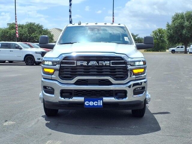 2026 Ram 3500 Chassis Cab Tradesman