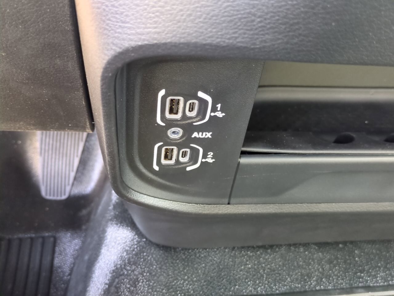 2026 Ram 3500 Chassis Cab Tradesman Appleton WI