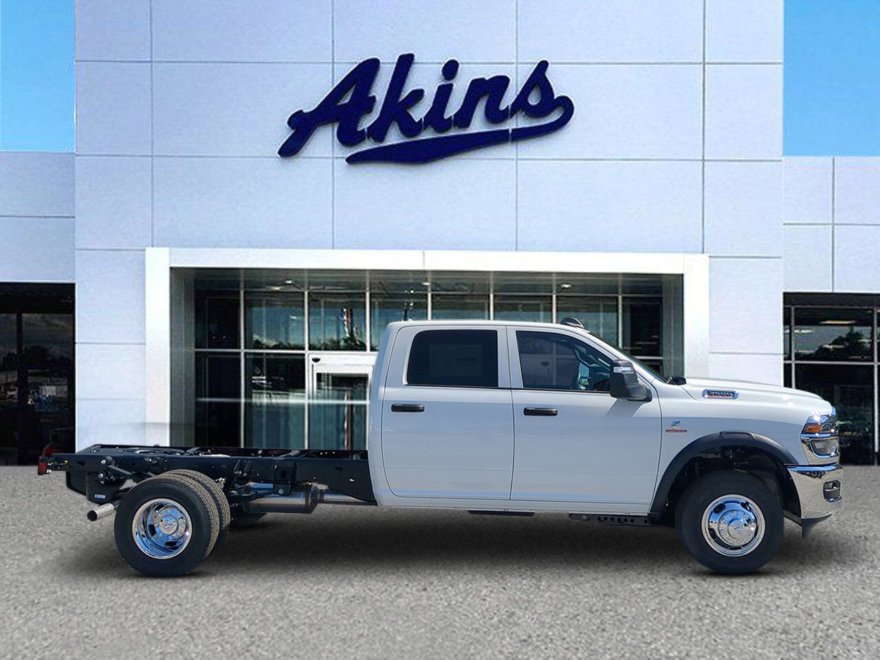 2026 Ram 3500 Chassis Cab