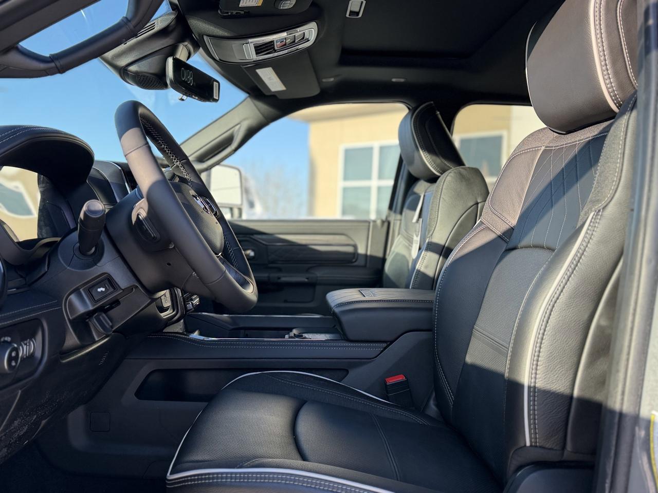 2026 Ram 3500 Crew Cab 4x4 Cummins Turbo Diesel | Ceramic Grey | Leather | Navigation Redwater AB