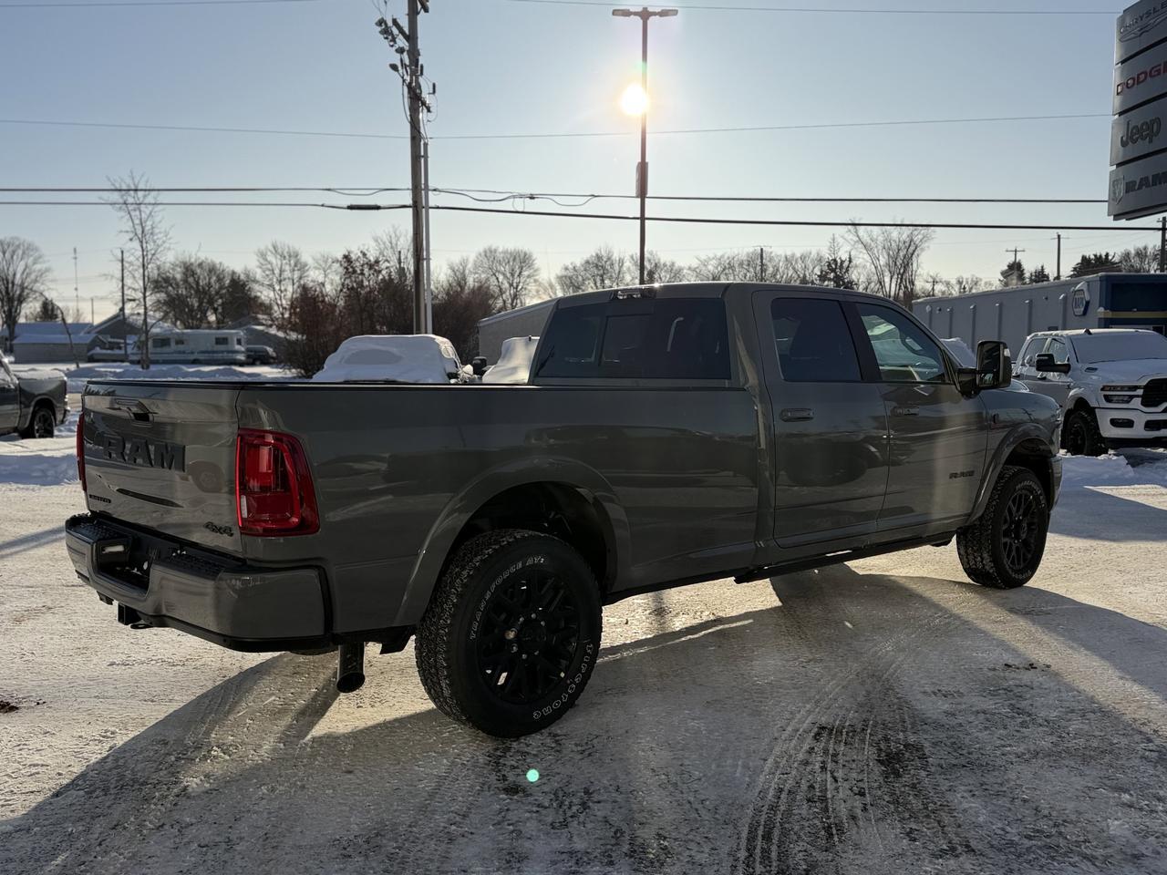 2026 Ram 3500 Crew Cab 4x4 Cummins Turbo Diesel | Ceramic Grey | Leather | Navigation Redwater AB