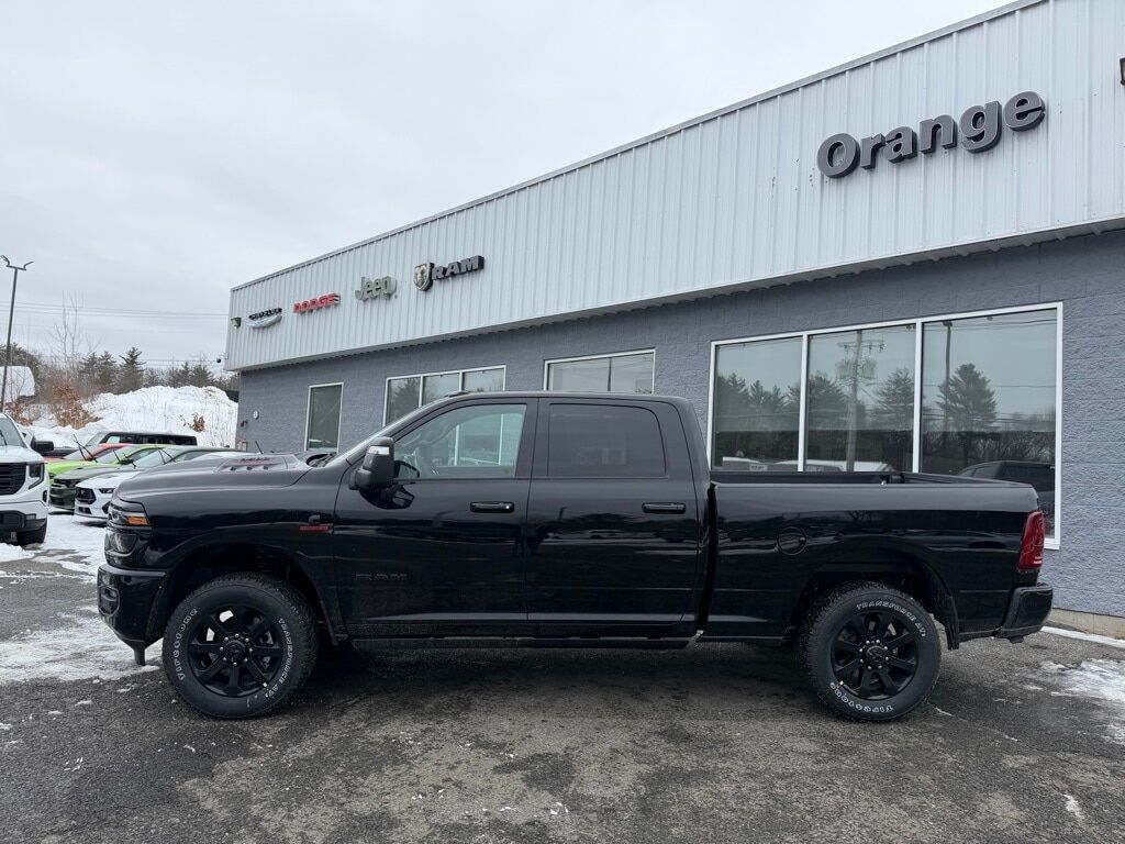 2026 Ram 3500 LARAMIE CREW CAB 4X4 6'4 BOX