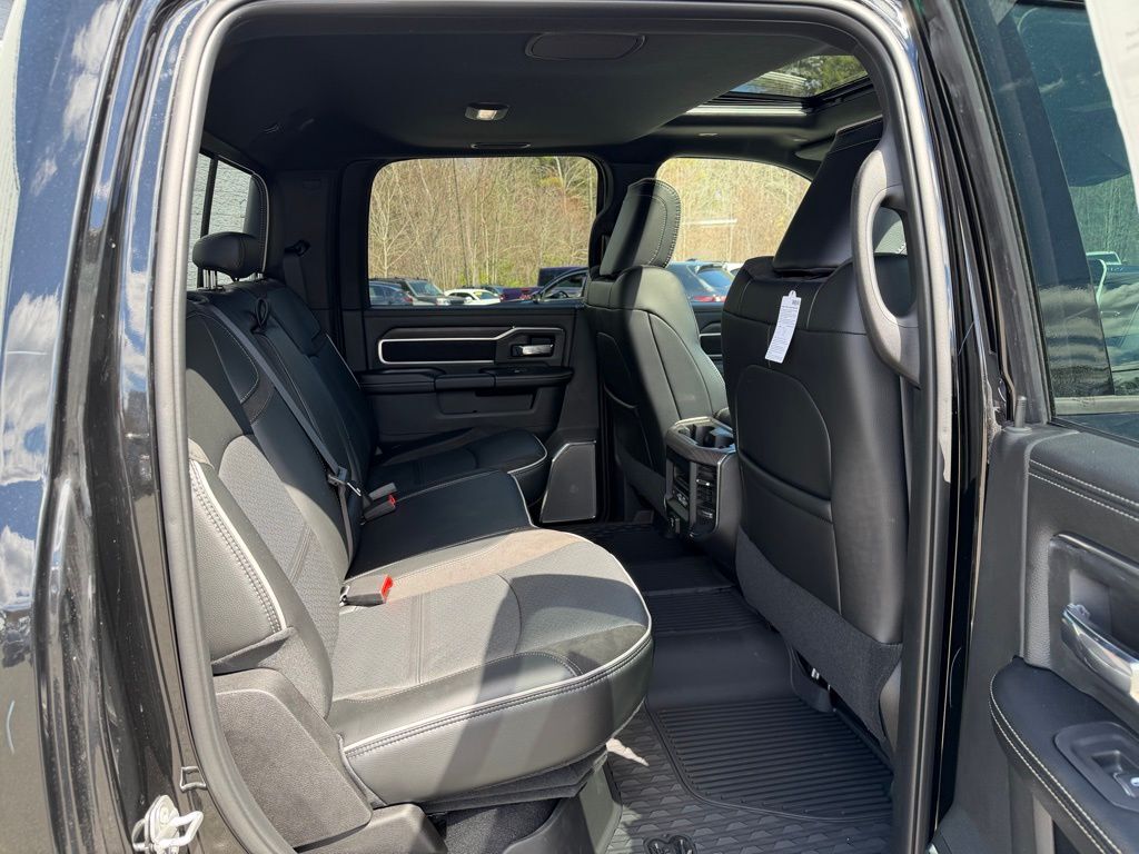 2026 Ram 3500 LARAMIE CREW CAB 4X4 8' BOX Orange MA