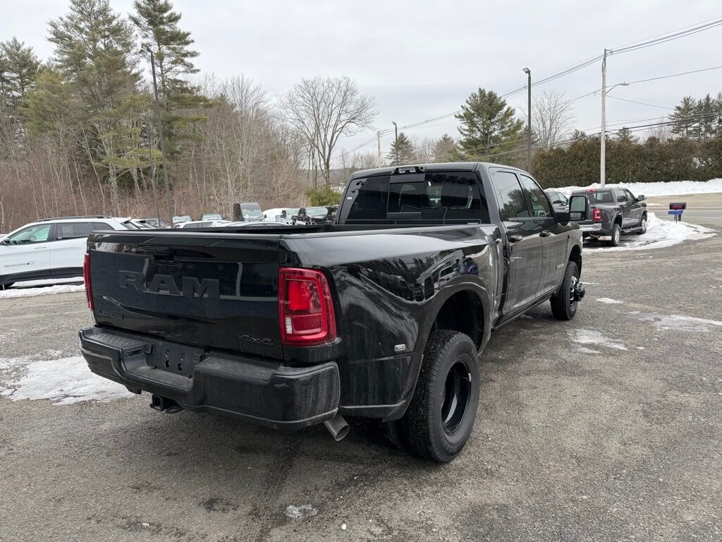 2026 Ram 3500 LARAMIE CREW CAB 4X4 8' BOX Orange MA