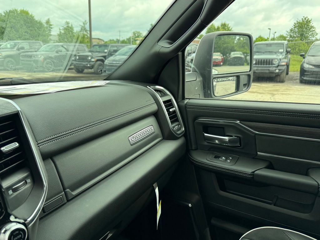 2026 Ram 3500 Laramie Crestwood KY