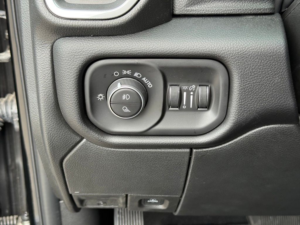 2026 Ram 3500 Laramie Crestwood KY