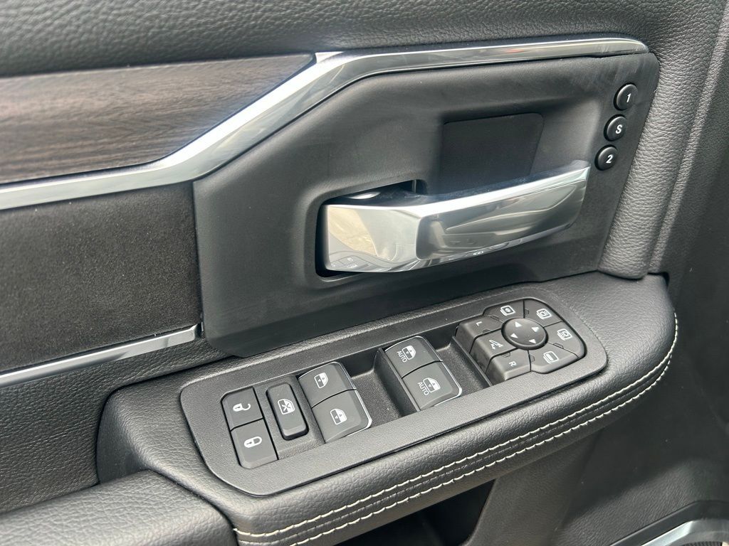 2026 Ram 3500 Laramie Crestwood KY