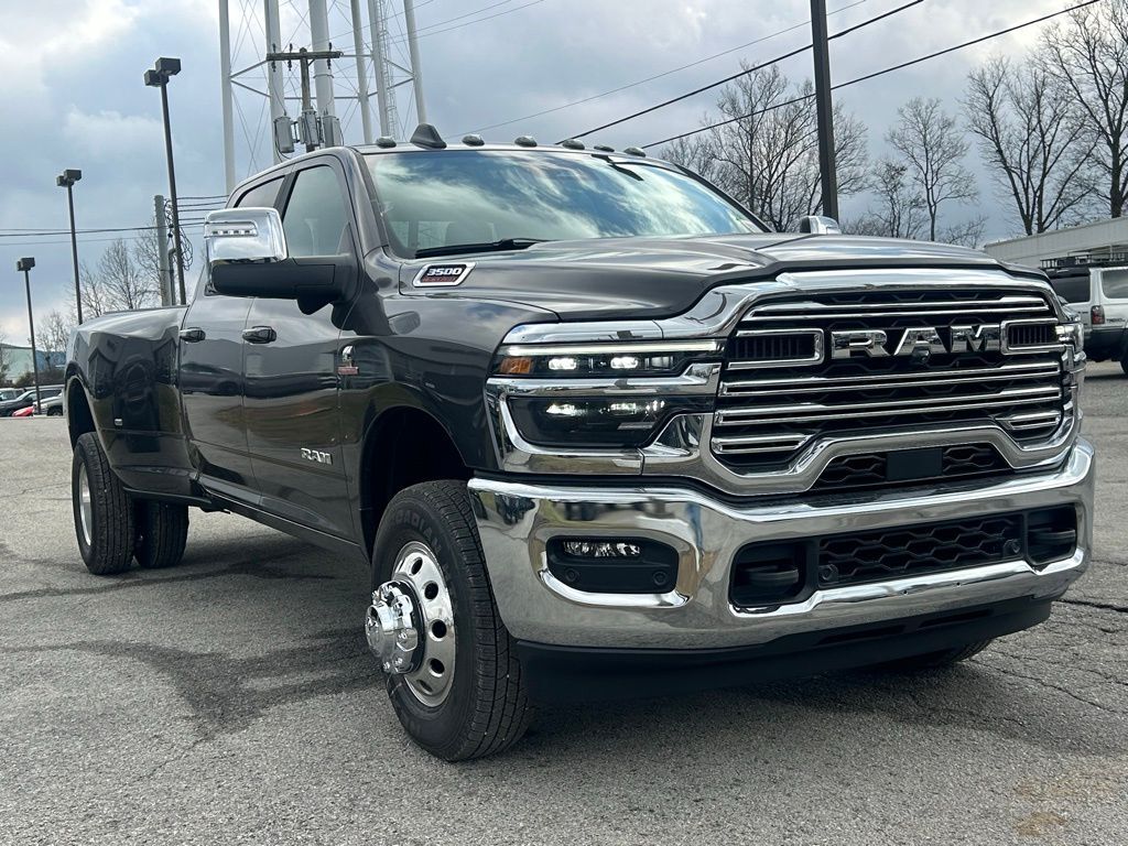 2026 Ram 3500 Laramie Crestwood KY