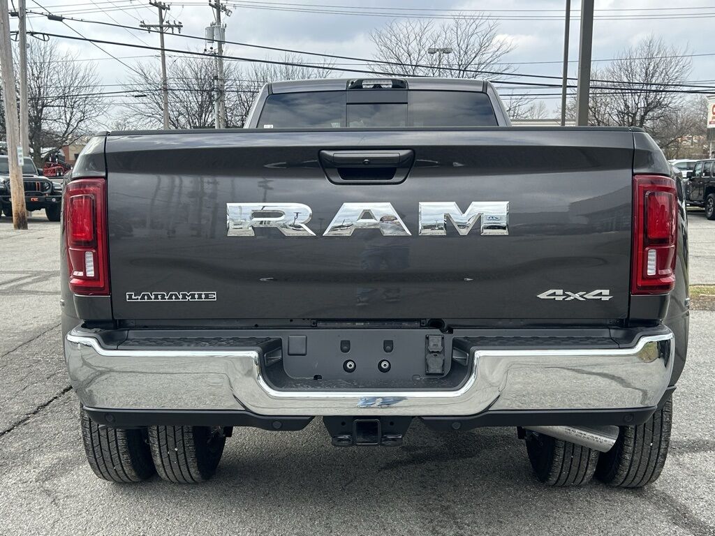 2026 Ram 3500 Laramie Crestwood KY