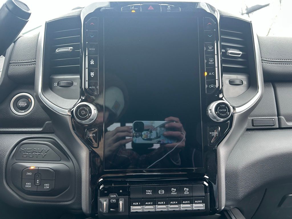 2026 Ram 3500 Laramie Crestwood KY