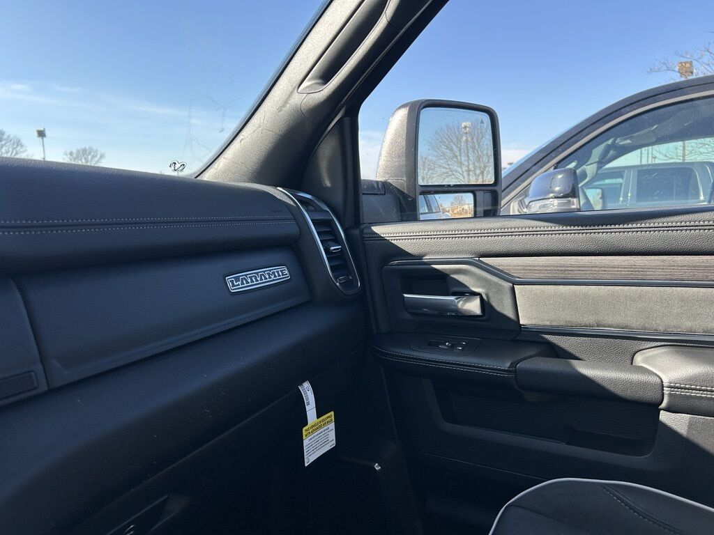 2026 Ram 3500 Laramie Crestwood KY