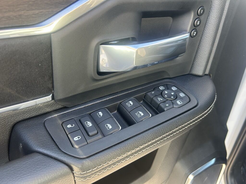 2026 Ram 3500 Laramie Crestwood KY