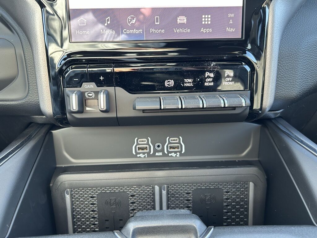 2026 Ram 3500 Laramie Crestwood KY