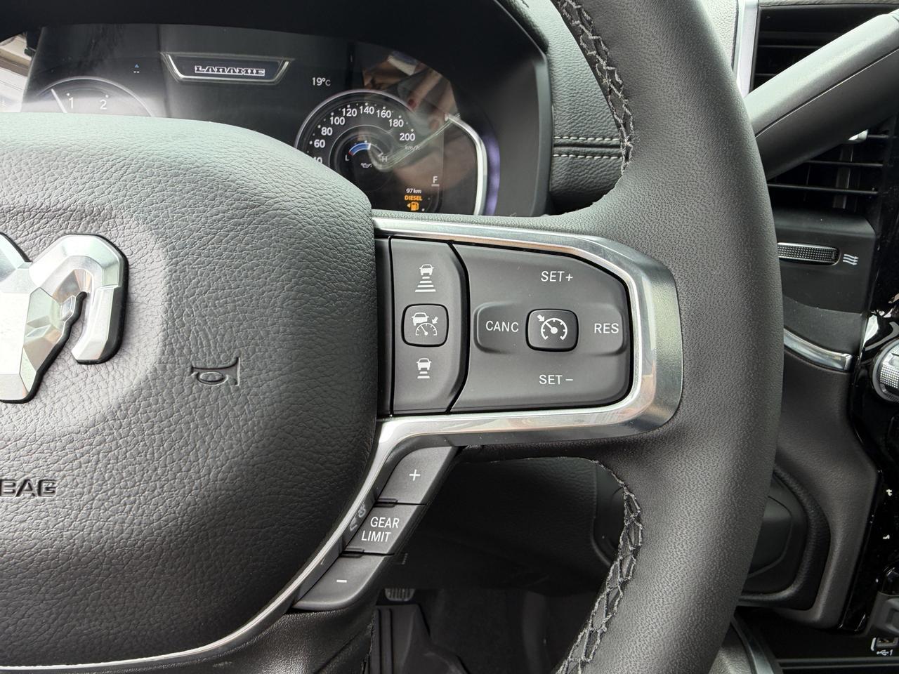 2026 Ram 3500 Laramie Crew Cab 4x4 | Black Leather Heated Vented Seats | Dual Charging | 5th Wheel Towing Redwater AB