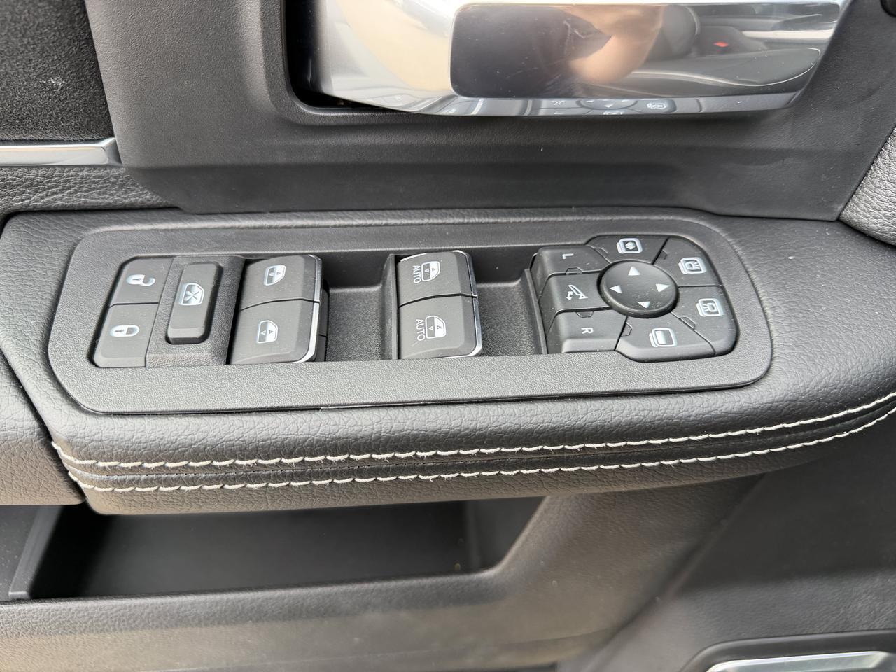 2026 Ram 3500 Laramie Crew Cab 4x4 | Cummins Diesel | Black Leather | Heated Vented Seats | 5th Wheel Prep Redwater AB