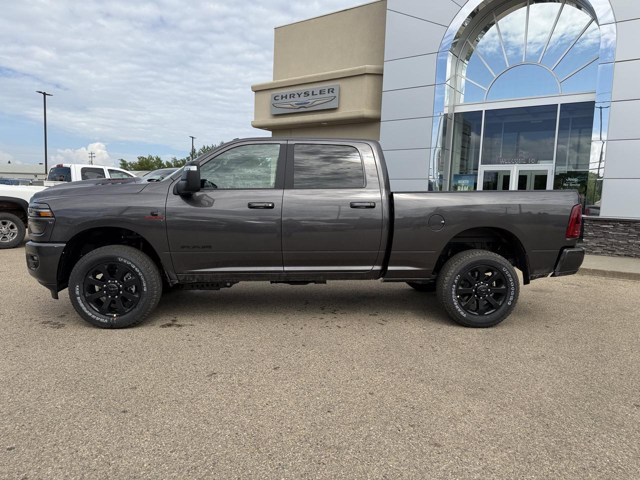2026 Ram 3500 Laramie Crew Cab 4x4 | Cummins Diesel | Black Leather | Heated Vented Seats | 5th Wheel Prep Redwater AB