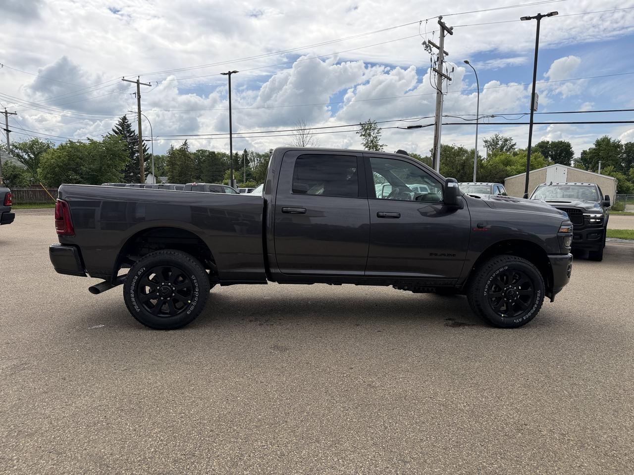 2026 Ram 3500 Laramie Crew Cab 4x4 | Cummins Diesel | Black Leather | Heated Vented Seats | 5th Wheel Prep Redwater AB