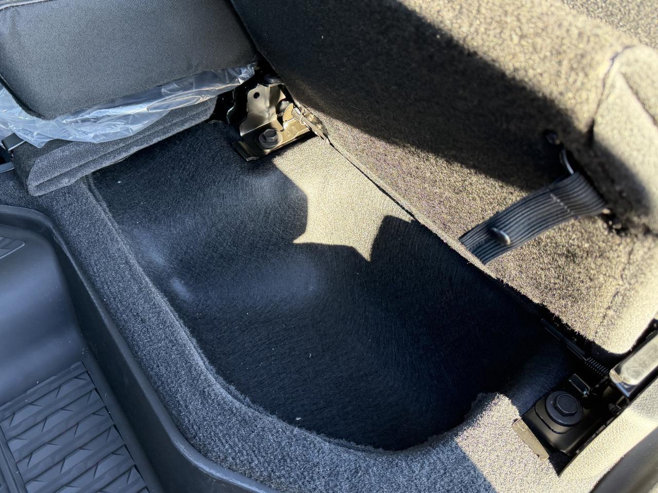 2026 Ram 3500 Laramie Crew Cab 4x4 | Cummins Diesel | Leather | 12IN Display | NAV | Sunroof | Heated Vented Seats Redwater AB