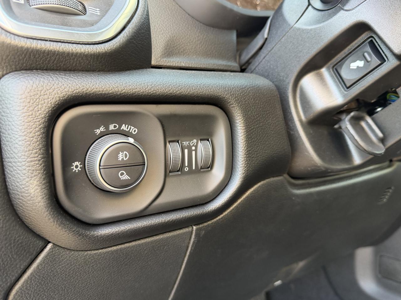 2026 Ram 3500 Laramie Crew Cab 4x4 | Cummins Turbo Diesel | Bright White | NAV | Heated Seats | Backup Camera Redwater AB