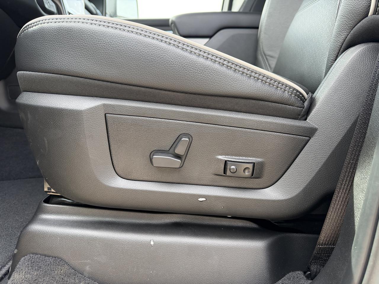 2026 Ram 3500 Laramie Crew Cab 4x4 | Night Edition | NAV | 12IN Display | Leather Heated Vented Seats Redwater AB