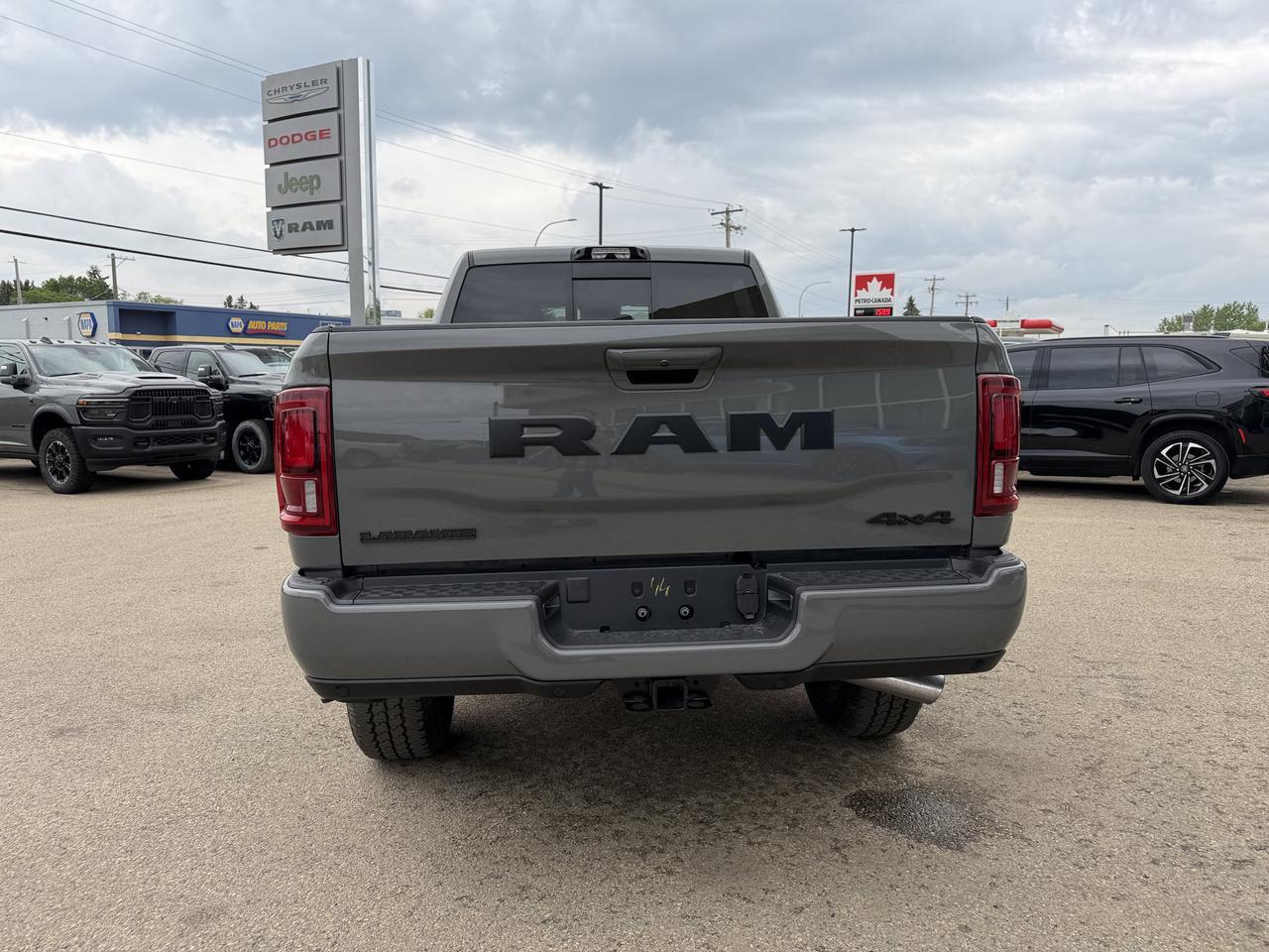 2026 Ram 3500 Laramie Crew Cab 4x4 | Rig Ready Ram | Black Leather Heated Vented Seats | Dual Charging | 5th Wheel Redwater AB