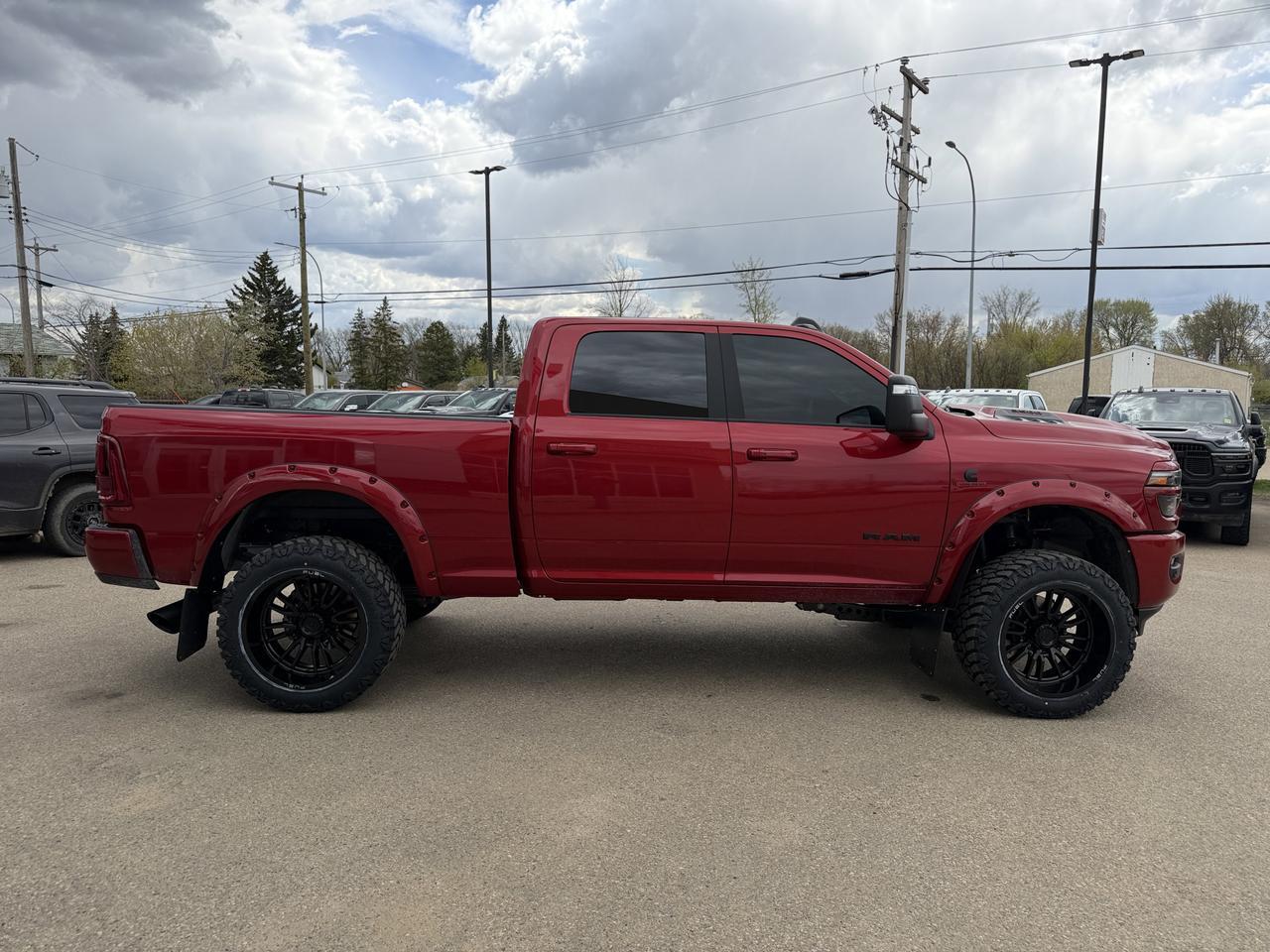 2026 Ram 3500 Laramie  Crew Cab 4x4 | Rig Ready Ram | Cummins Diesel | Leather Heated Vented Seats | Sunroof Redwater AB