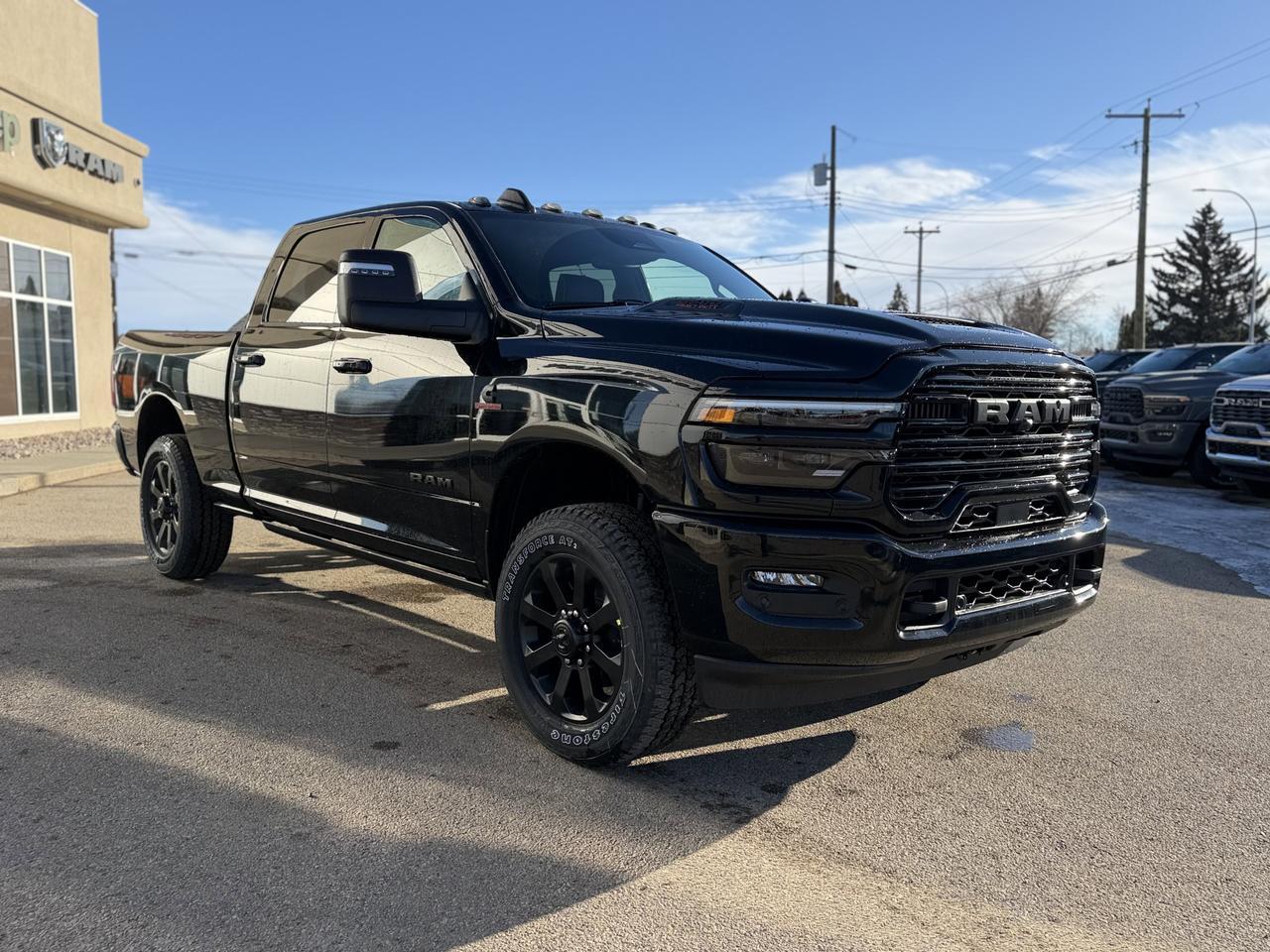 2026 Ram 3500 Laramie Crew Cab 4x4 | Rig Ready Ram | Leather | 12IN Display | NAV | Sunroof | Heated Vented Seats Redwater AB