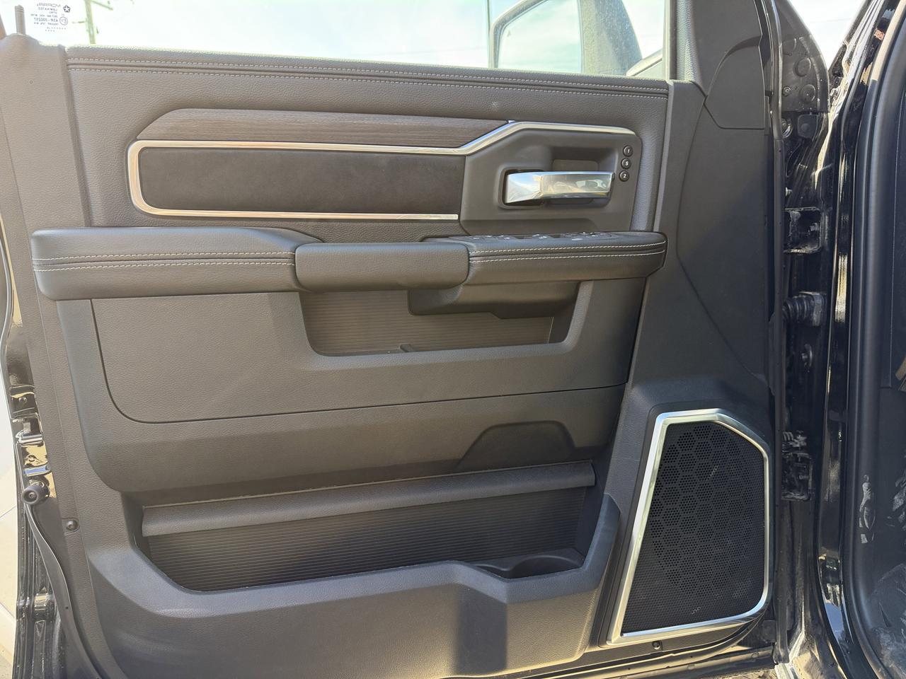 2026 Ram 3500 Laramie Mega Cab 4x4 | Cummins Diesel | Night Edition | Black Leather | 5th Wheel Prep | Sunroof Redwater AB
