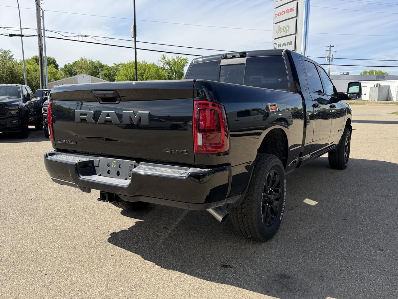 2026 Ram 3500 Laramie Mega Cab 4x4 | Cummins Diesel | Night Edition | Black Leather | 5th Wheel Prep | Sunroof Redwater AB