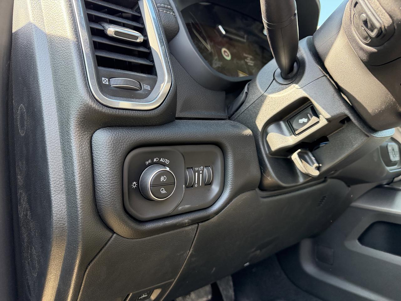 2026 Ram 3500 Laramie Mega Cab 4x4 | Cummins Diesel | Night Edition | Black Leather | 5th Wheel Prep | Sunroof Redwater AB