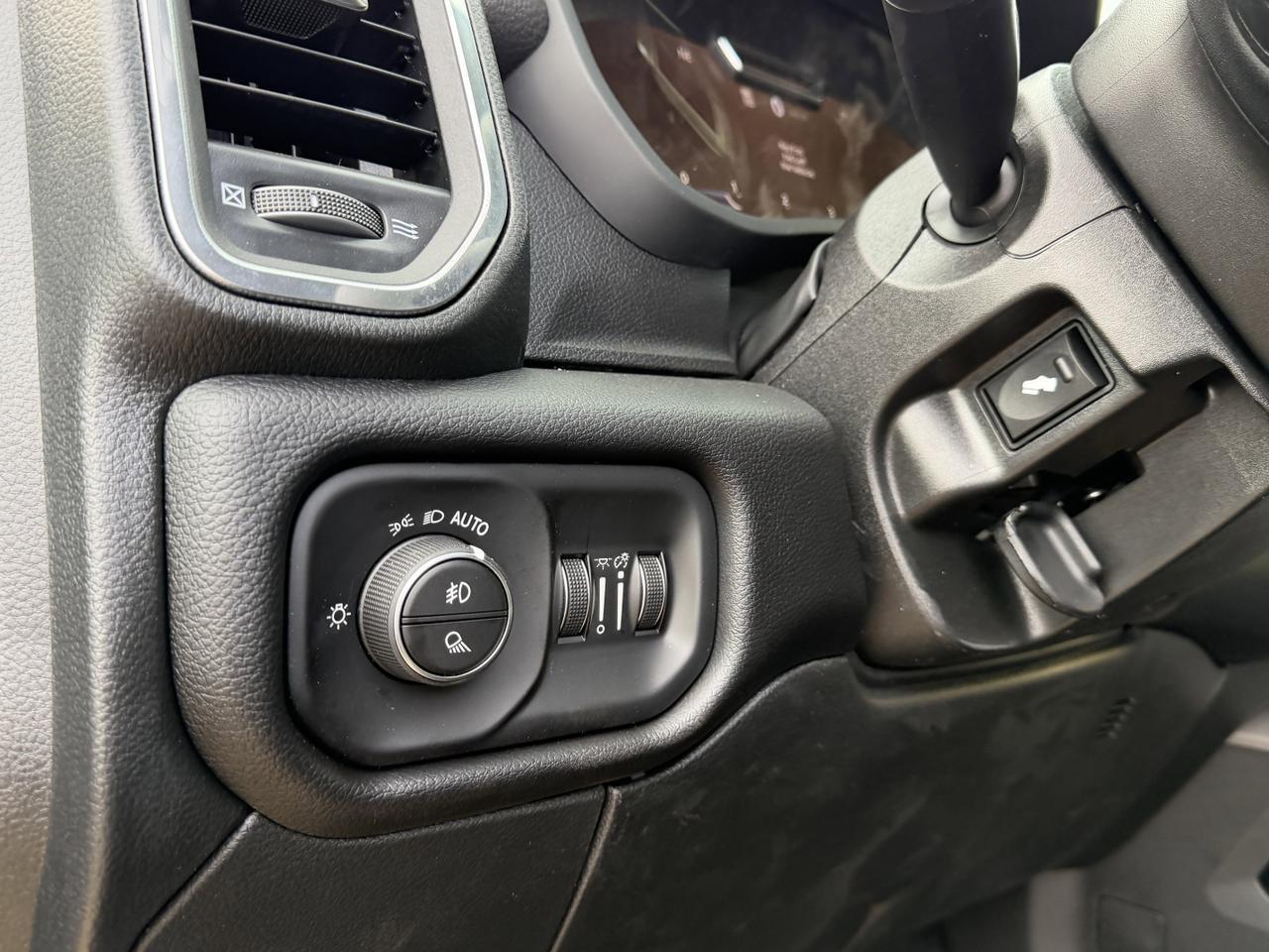 2026 Ram 3500 Laramie Mega Cab 4x4 Rig Ready RAM | Cummins Diesel | 12IN Display | 5th Wheel Prep | 20IN Wheels Redwater AB