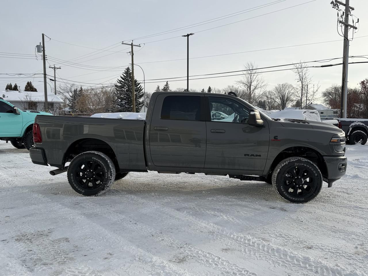 2026 Ram 3500 Laramie Night Edition Crew Cab | Rig Ready Ram |  Diesel | Leather | Sunroof | Towing | Sport Hood Redwater AB