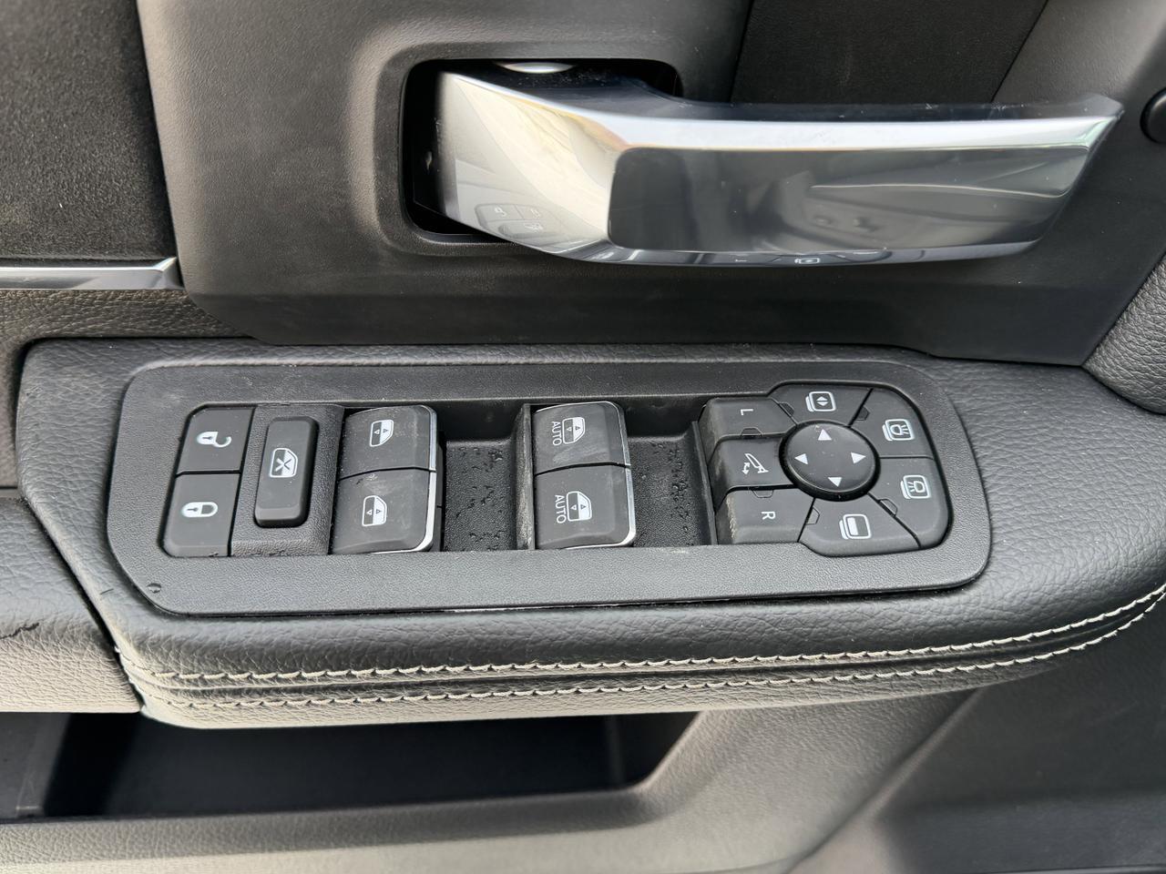 2026 Ram 3500 Laramie Night Edition Crew Cab | Rig Ready Ram |  Diesel | Leather | Sunroof | Towing | Sport Hood Redwater AB