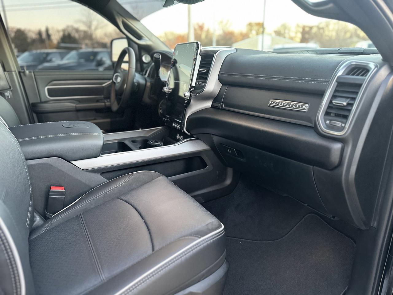 2026 Ram 3500 Laramie Night Edition Crew Cab 4x4 | BATMAN | Rig Ready Ram | Leather | Sport Hood | Sunroof Redwater AB