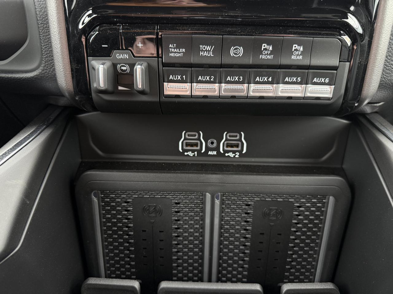 2026 Ram 3500 Laramie Night Edition Crew Cab 4x4 | Cummins Diesel | Black Leather | Heated Vented Seats Redwater AB