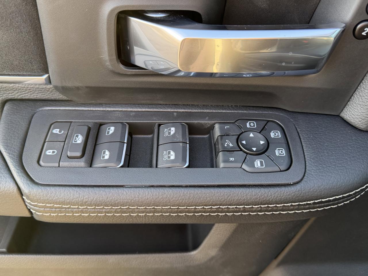 2026 Ram 3500 Laramie Night Edition Crew Cab 4x4 | Cummins Diesel | Leather | Towing | Sunroof Redwater AB