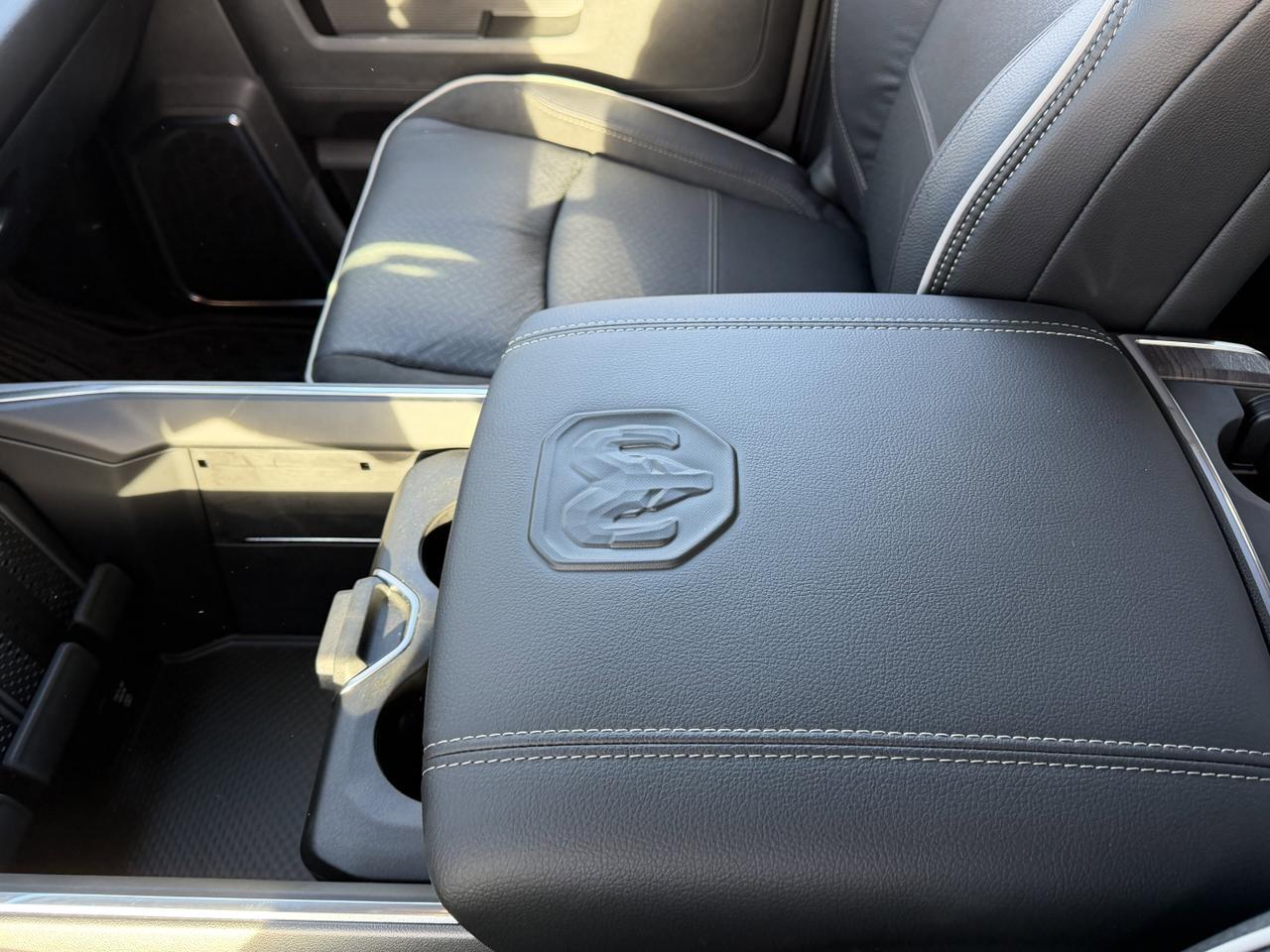 2026 Ram 3500 Laramie Night Edition Crew Cab 4x4 | Cummins Diesel | Leather | Towing | Sunroof Redwater AB