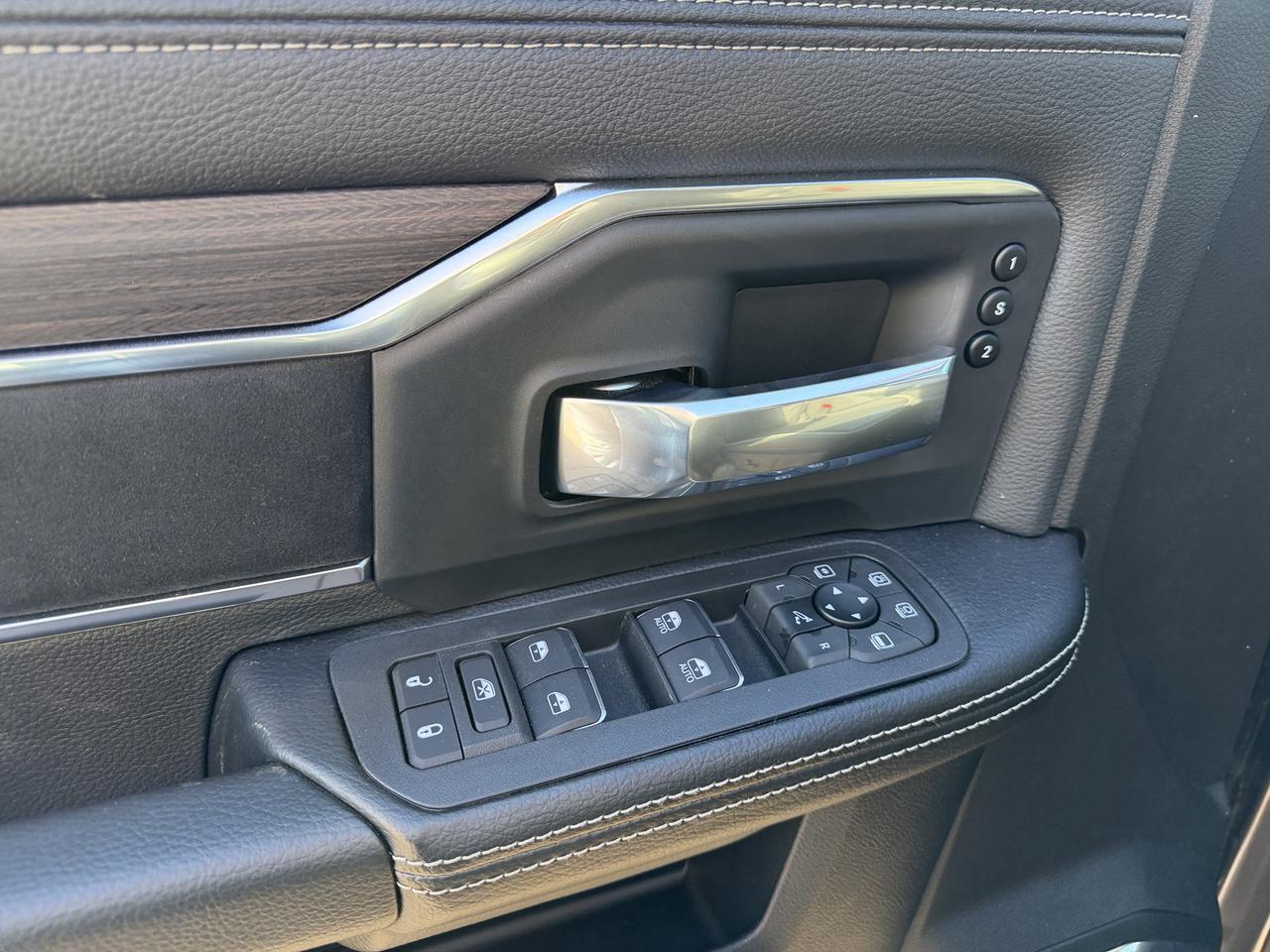 2026 Ram 3500 Laramie Night Edition Crew Cab 4x4 | Cummins Diesel | NAV | Leather | Heated Vented Seats Redwater AB