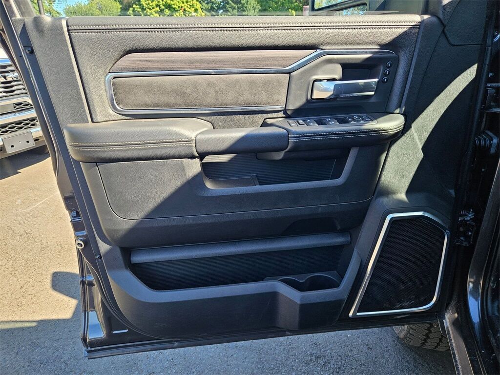 2026 Ram 3500 Laramie Gresham OR