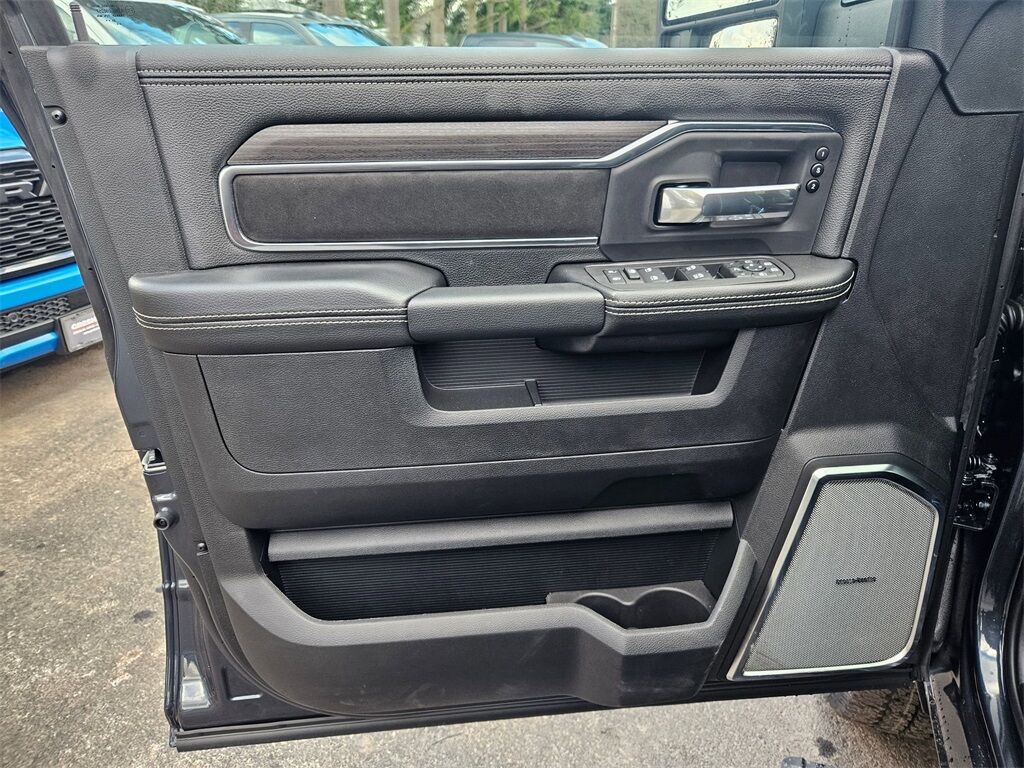 2026 Ram 3500 Laramie Gresham OR