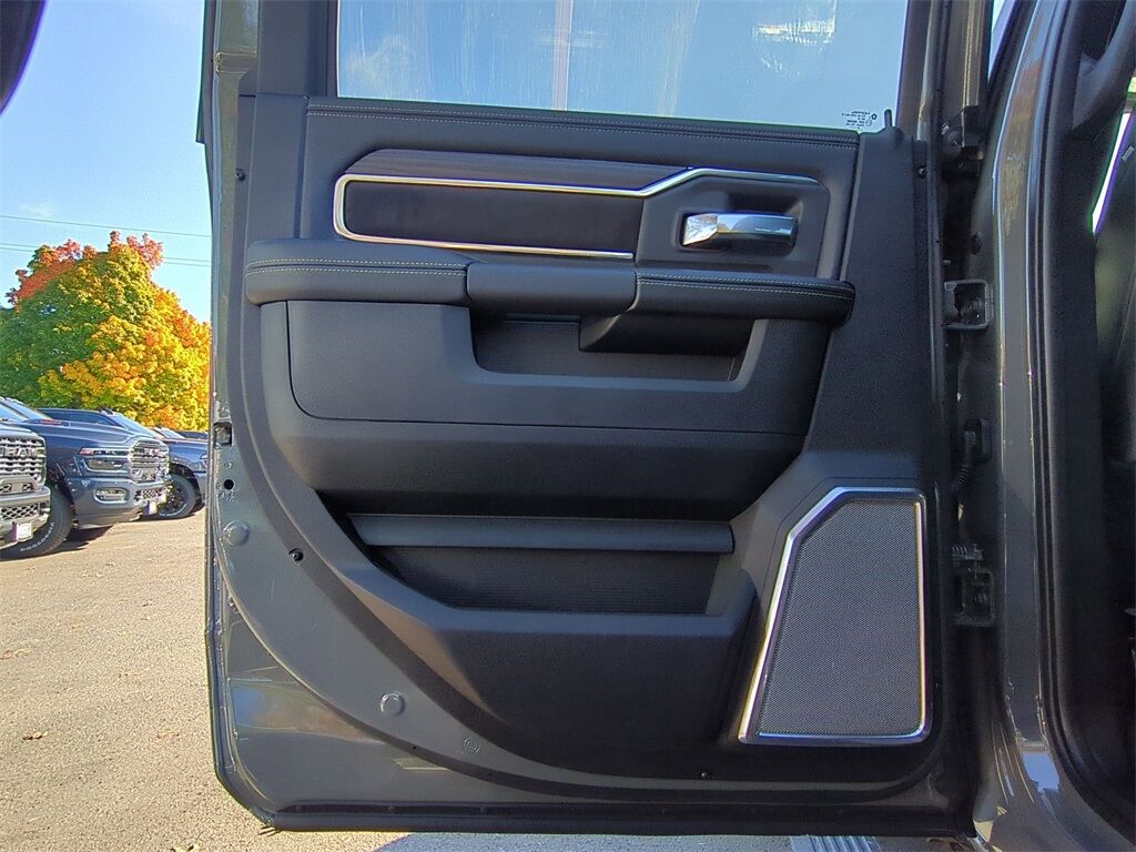 2026 Ram 3500 Laramie Gresham OR