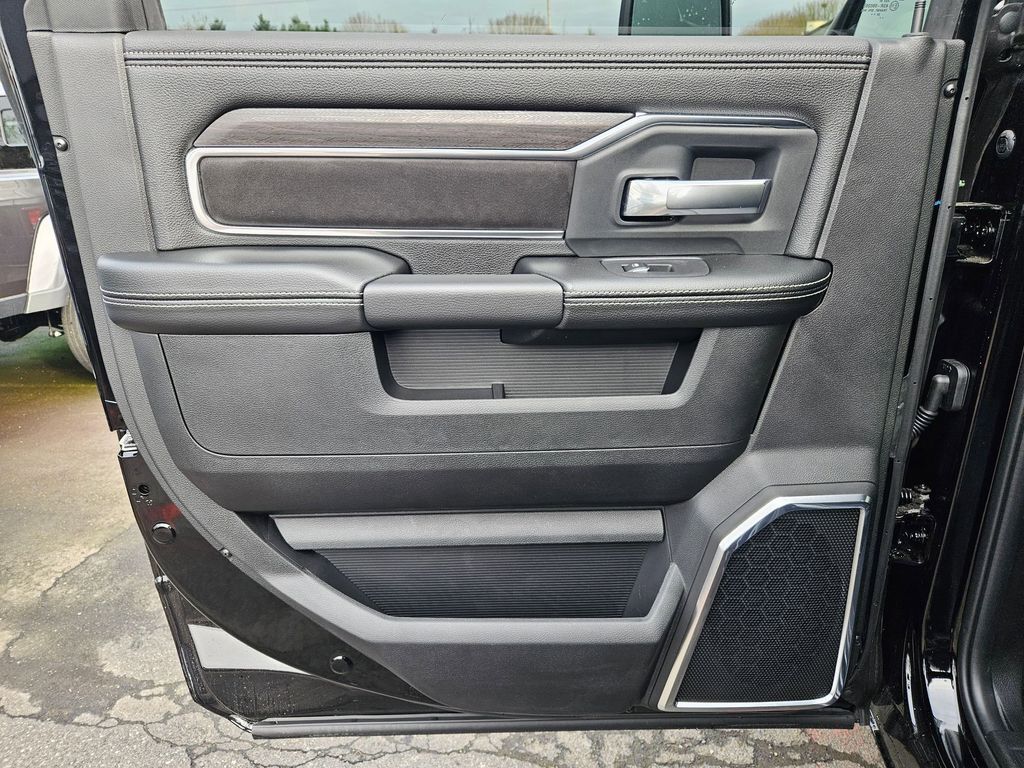 2026 Ram 3500 Laramie Gresham OR