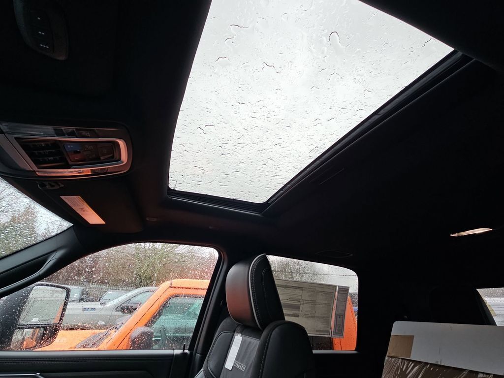 2026 Ram 3500 Laramie Gresham OR