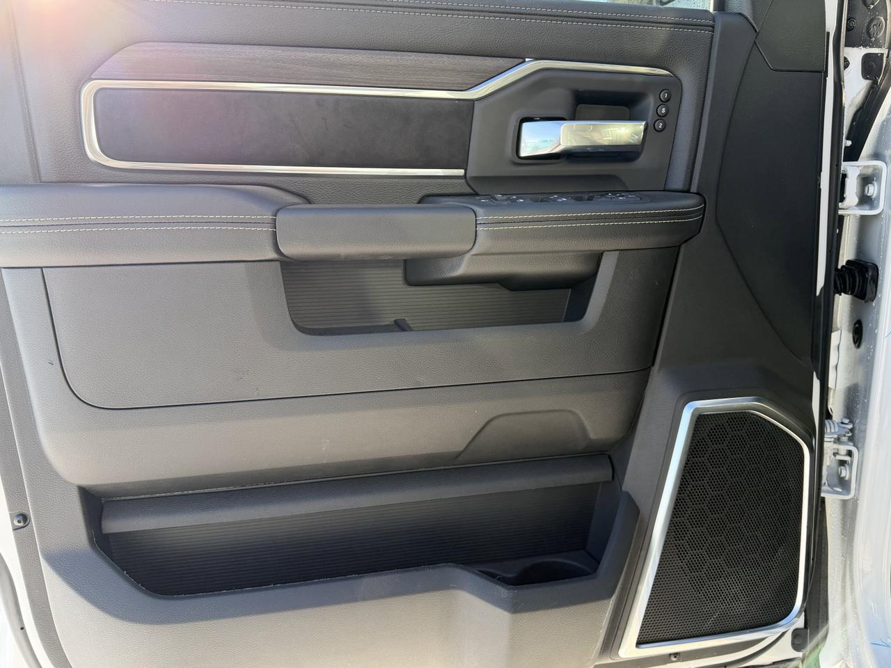 2026 Ram 3500 Laramie Redwater AB